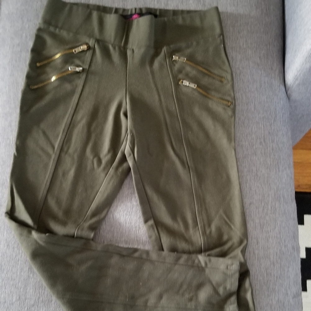 Skinny pants